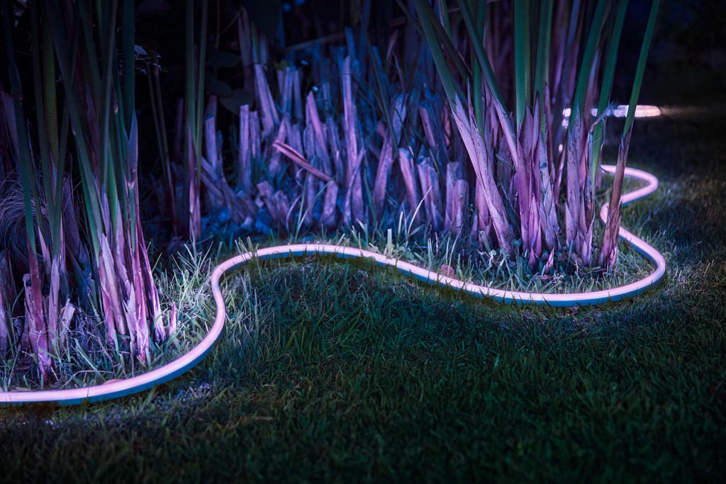 Hueblog: Earth spikes for the outdoor light strip from the 3D printer