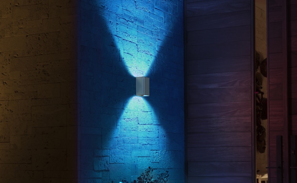 Hueblog: Philips Hue Resonate reviewed: Up and down on the wall