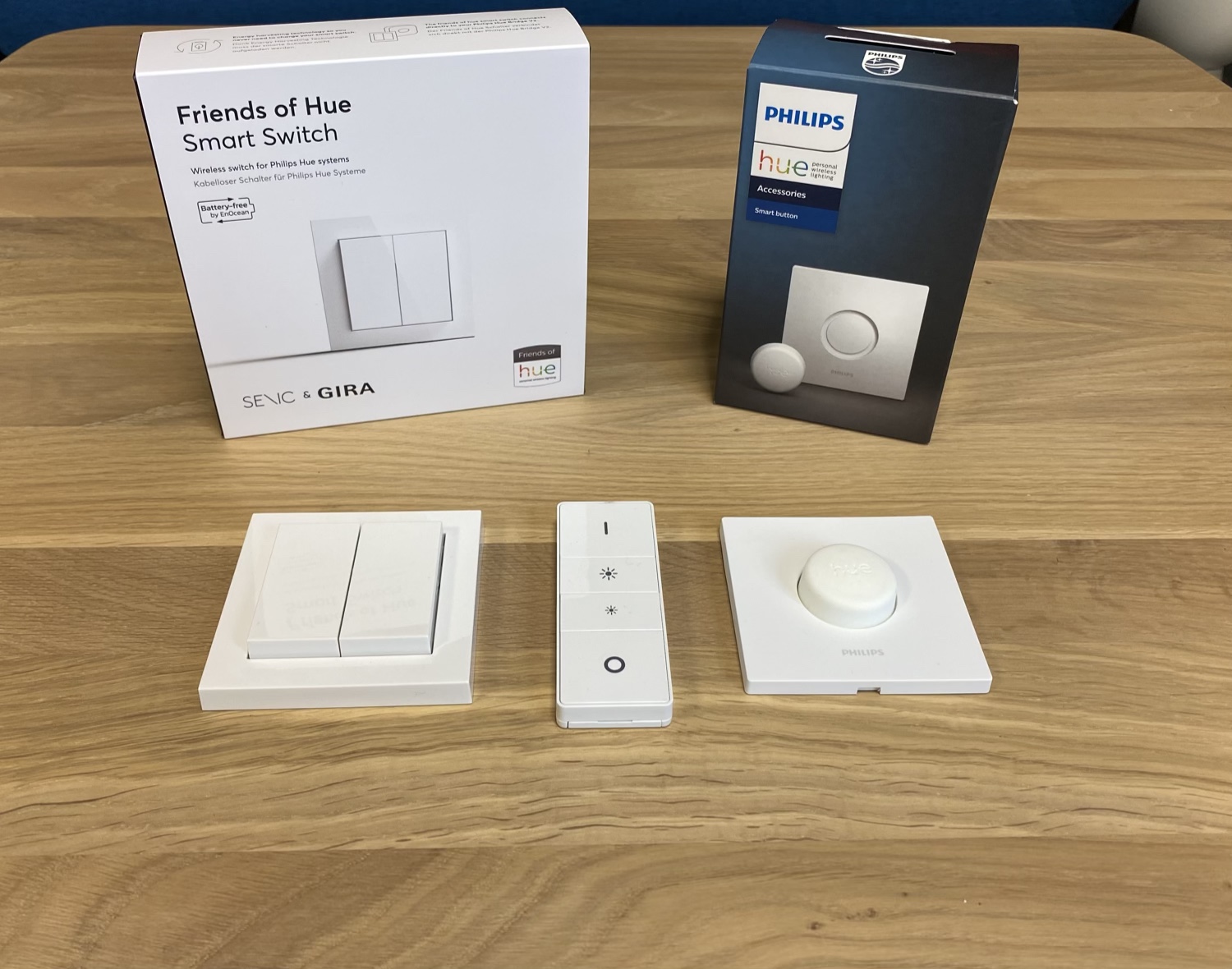 Hueblog: Dimmer switch, Smart Button or Friends of Hue: Which switch is the right one?