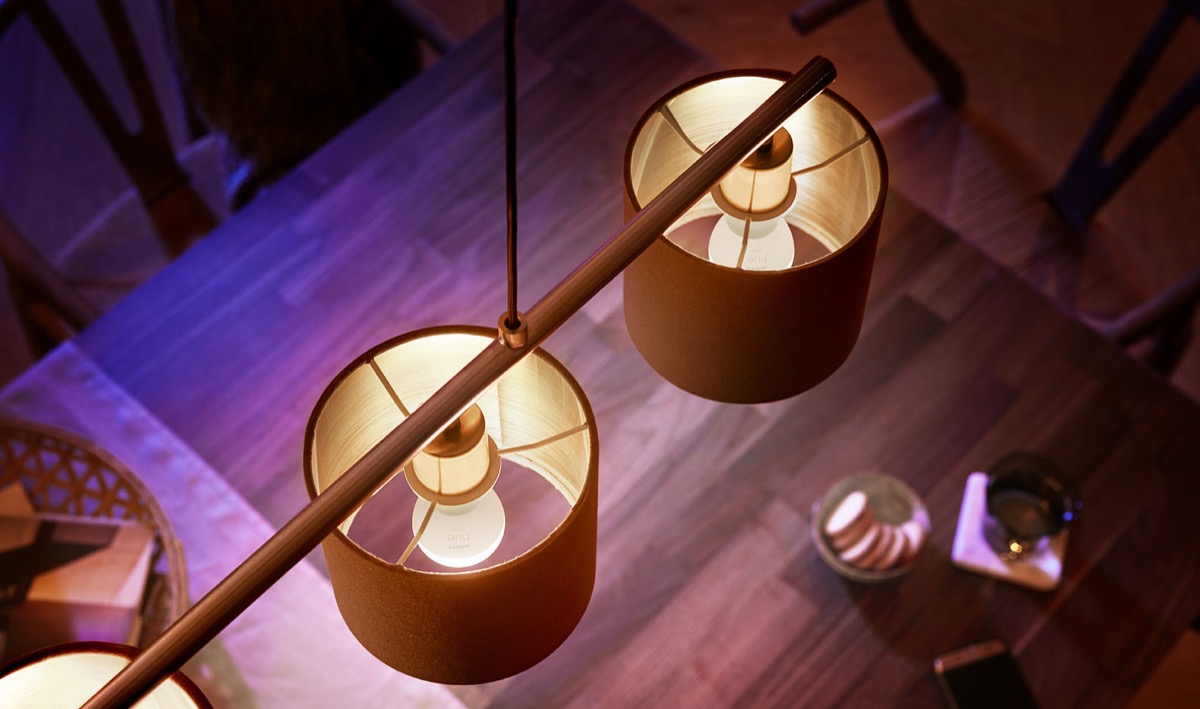 Hueblog: Philips Hue working on luster bulbs with colour