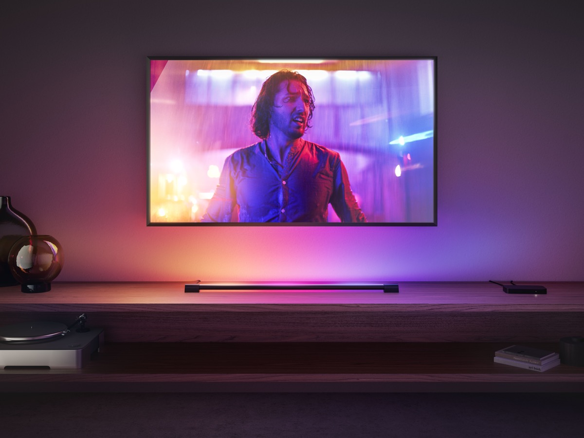 Philips Hue Gradient Tube debuts with addressable RGB LEDS - 9to5Toys