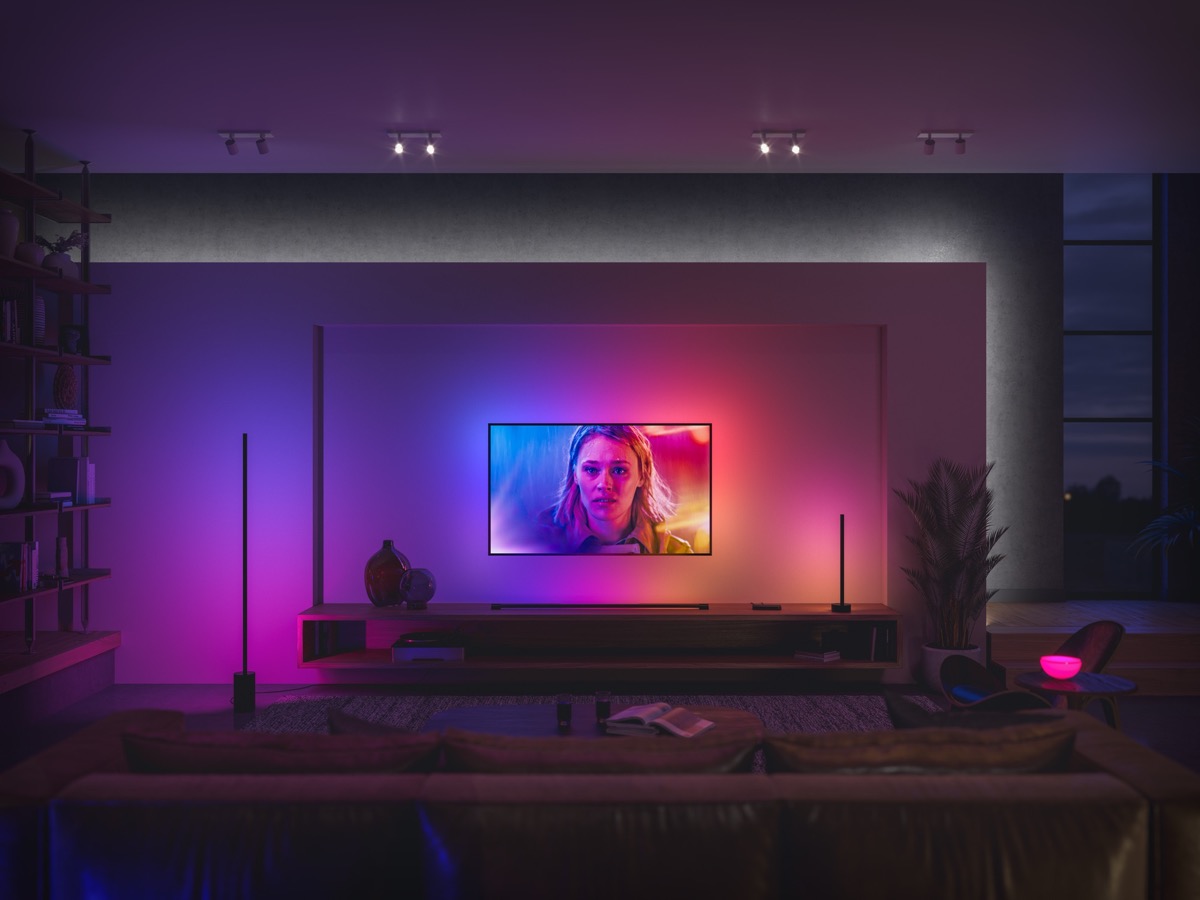 Hueblog: How the new Ambiance Gradient Light Strip is placed in the entertainment area
