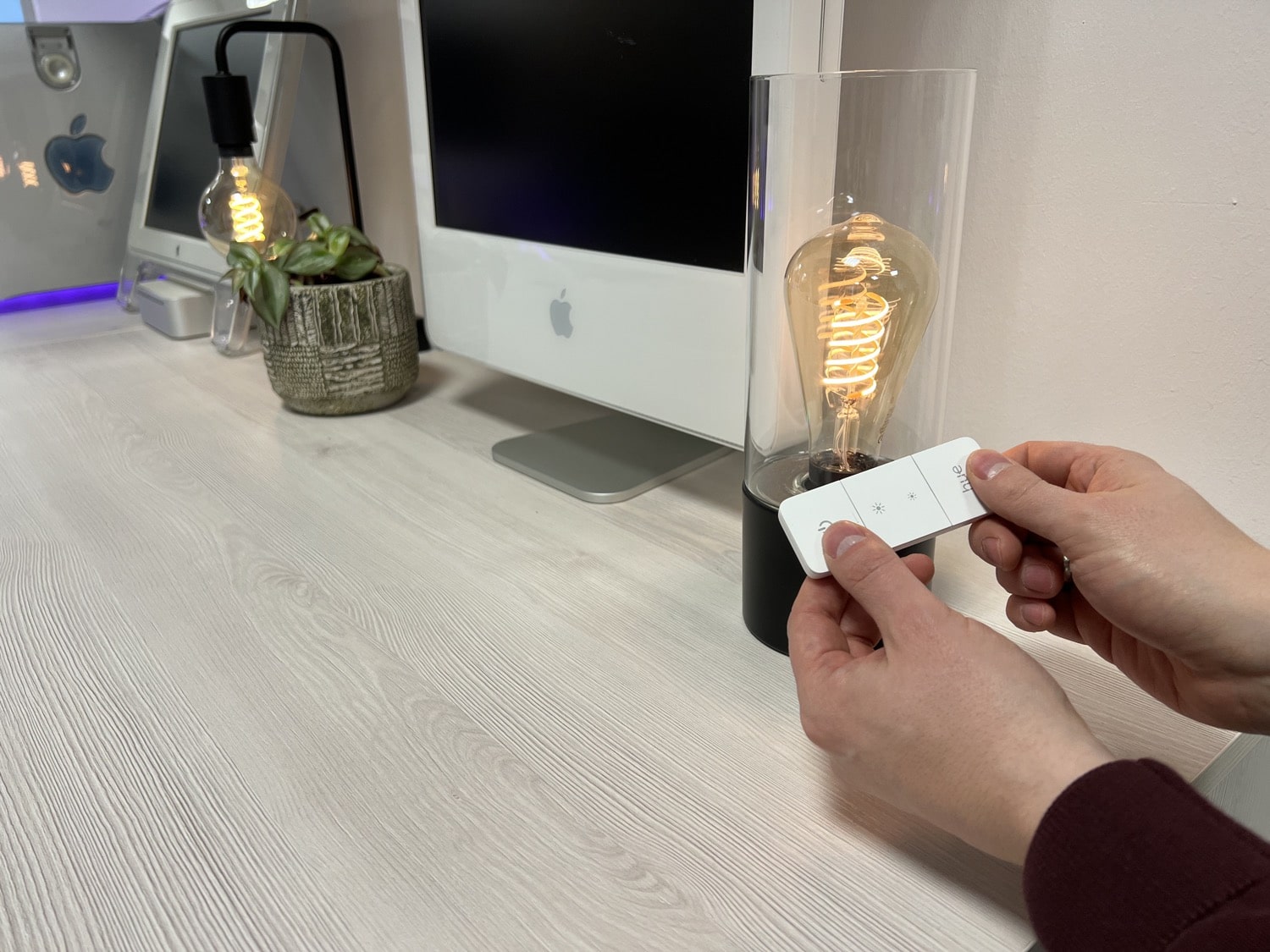 Hueblog: Resetting Philips Hue lamps with the new dimmer switch