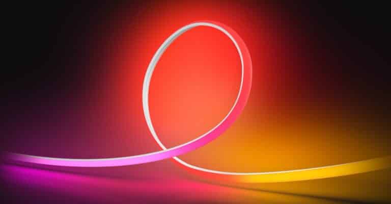 Hueblog: The differences between Hue OmniGlow and Ambiance Gradient Lightstrip